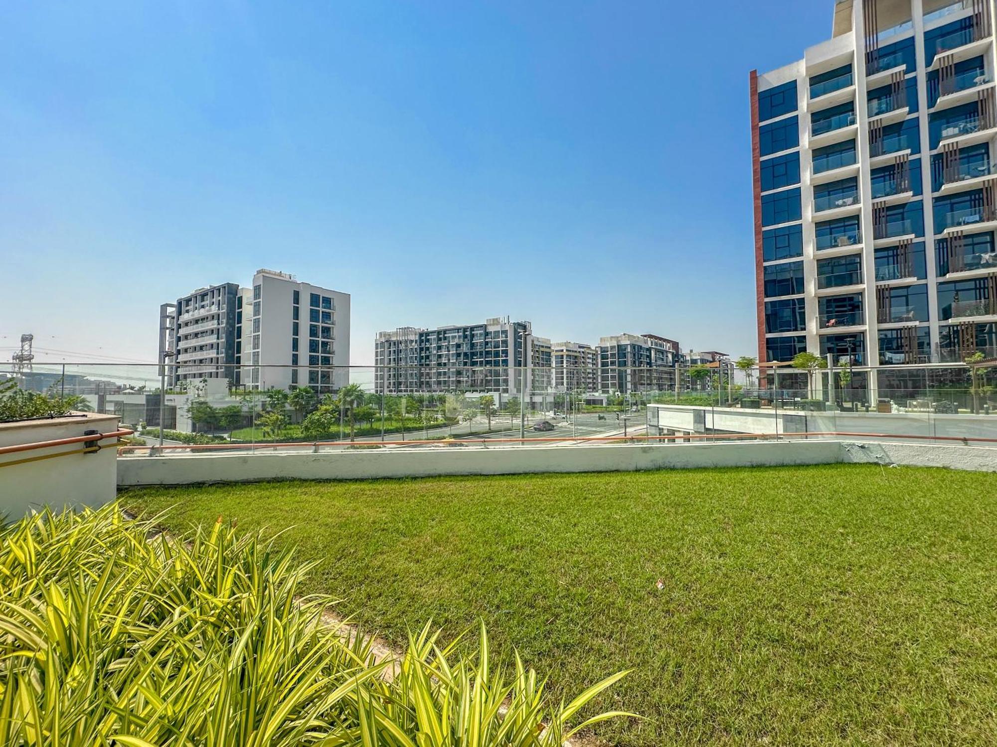 Royalton - Serene Studio Apt In The Heart Of Meydan District Apartment Dubai Ngoại thất bức ảnh